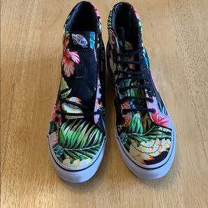 Vans SK8-Hi Slim In Hawaiian Floral